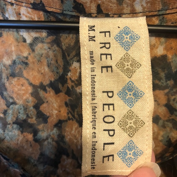 Free People dark floral Hi-Low semi sheer Top - Picture 7 of 9